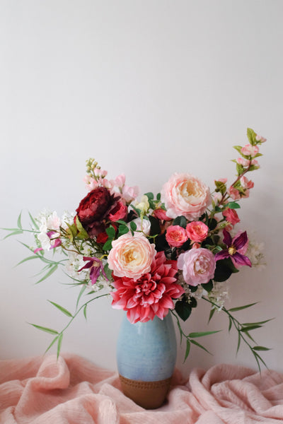 "Sabrine" Bouquet in Nepal Vase