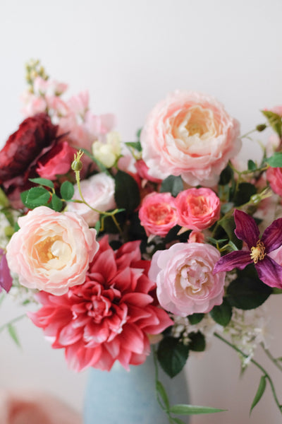 "Sabrine" Bouquet in Nepal Vase
