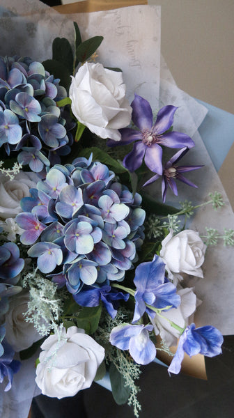 007 Mega Bouquet "Blue Hydrangea"
